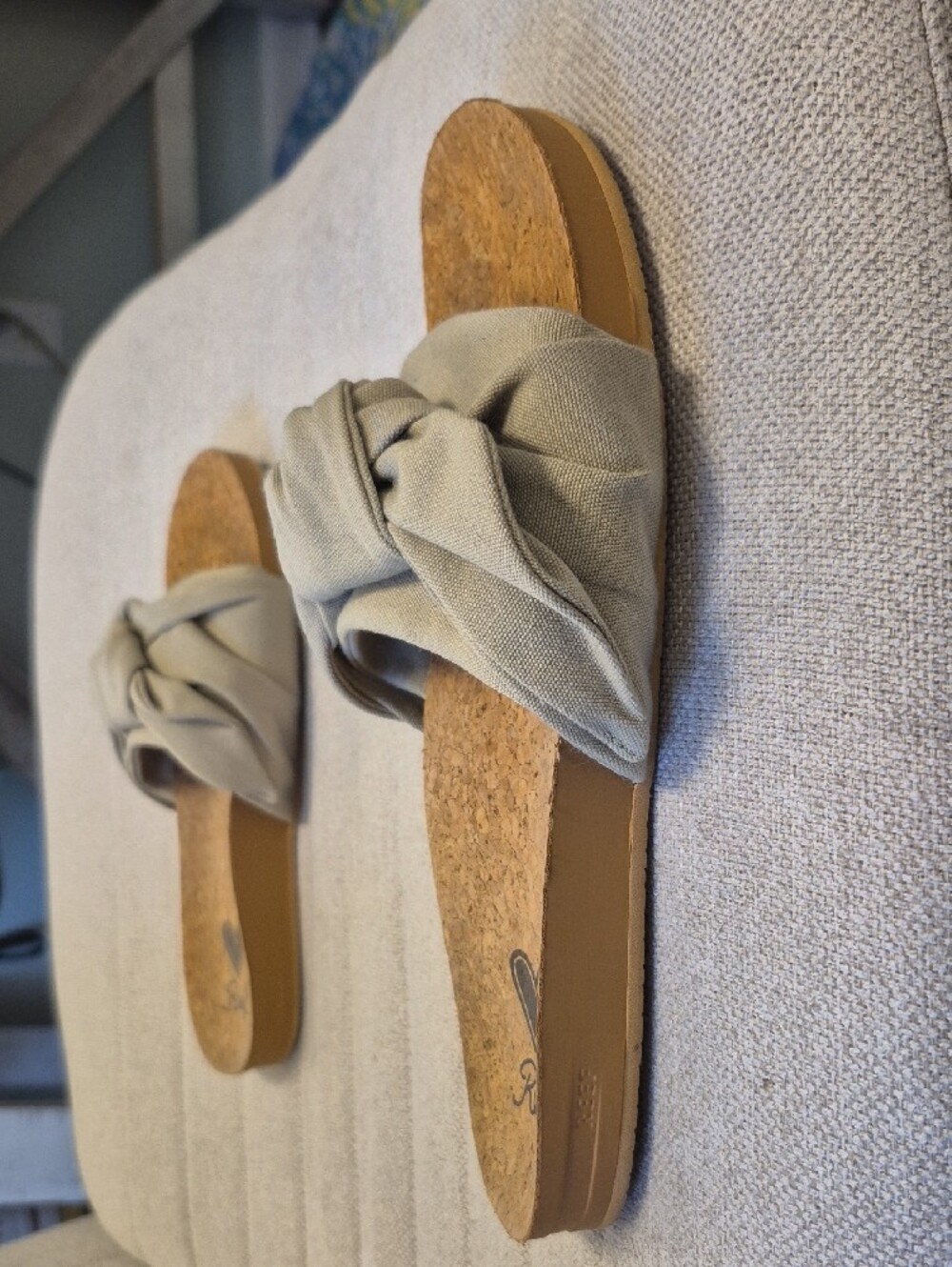 Reef Women's Knot-Top Cork Slide Sandals in Light Beige - Picture 2 of 2